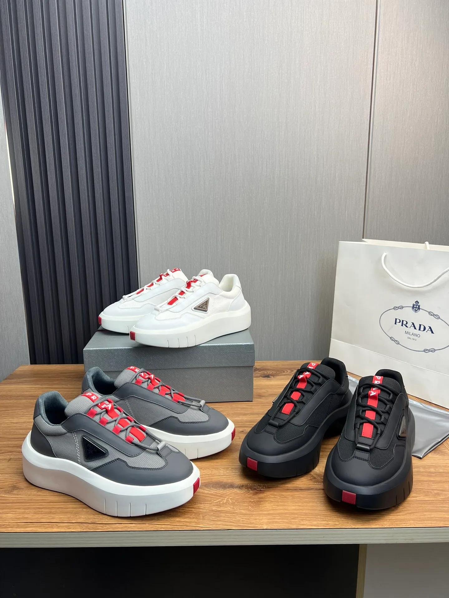 Men's shoes 💰620💰 [PRADA] Men's shoes are popular in the counter, official website is synchronized, high-quality shipments ✔️Original cowhide stitching mesh + cowhide lining, 1🆚1 replica, original original bottom, 38-45 (45 customized, non-refundable)